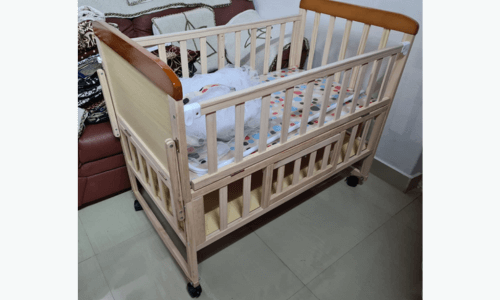 our image of Mee Mee Premium Wooden Baby Cot