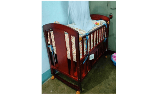 our image of Babyhug Florence 3 in 1 Rocking Cot Cum Junior Bed