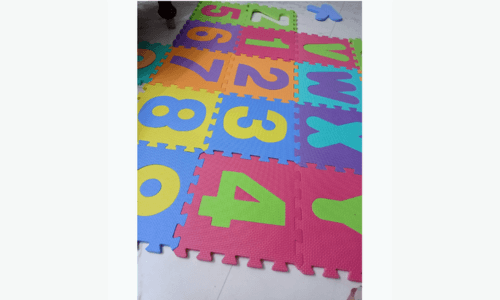our image of A Baby Cherry - 36 Pcs Puzzle Playmat